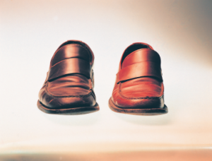 Khalil Rabah, Right and Right, 1999. Two shoes, shoe size 41, shoe size 43.
